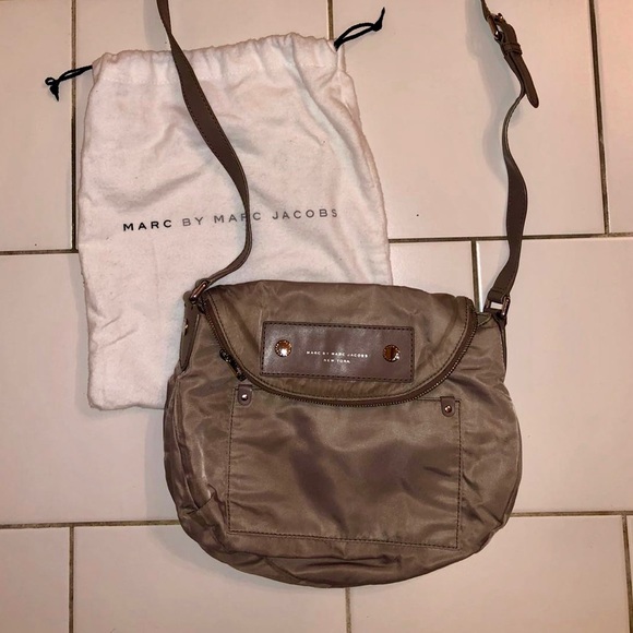 Marc Jacobs crossbody medium bag - Picture 1 of 4